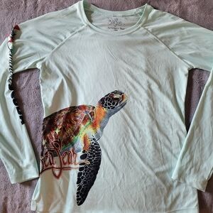 LADIES SEA FEAR PERFORMANCE WEAR LS PALE GREEN FIRTED SHIRT TURTLE SIZE S EUC